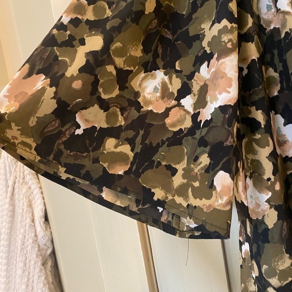 French Connection Off the shoulder dress - Picture 6 of 8